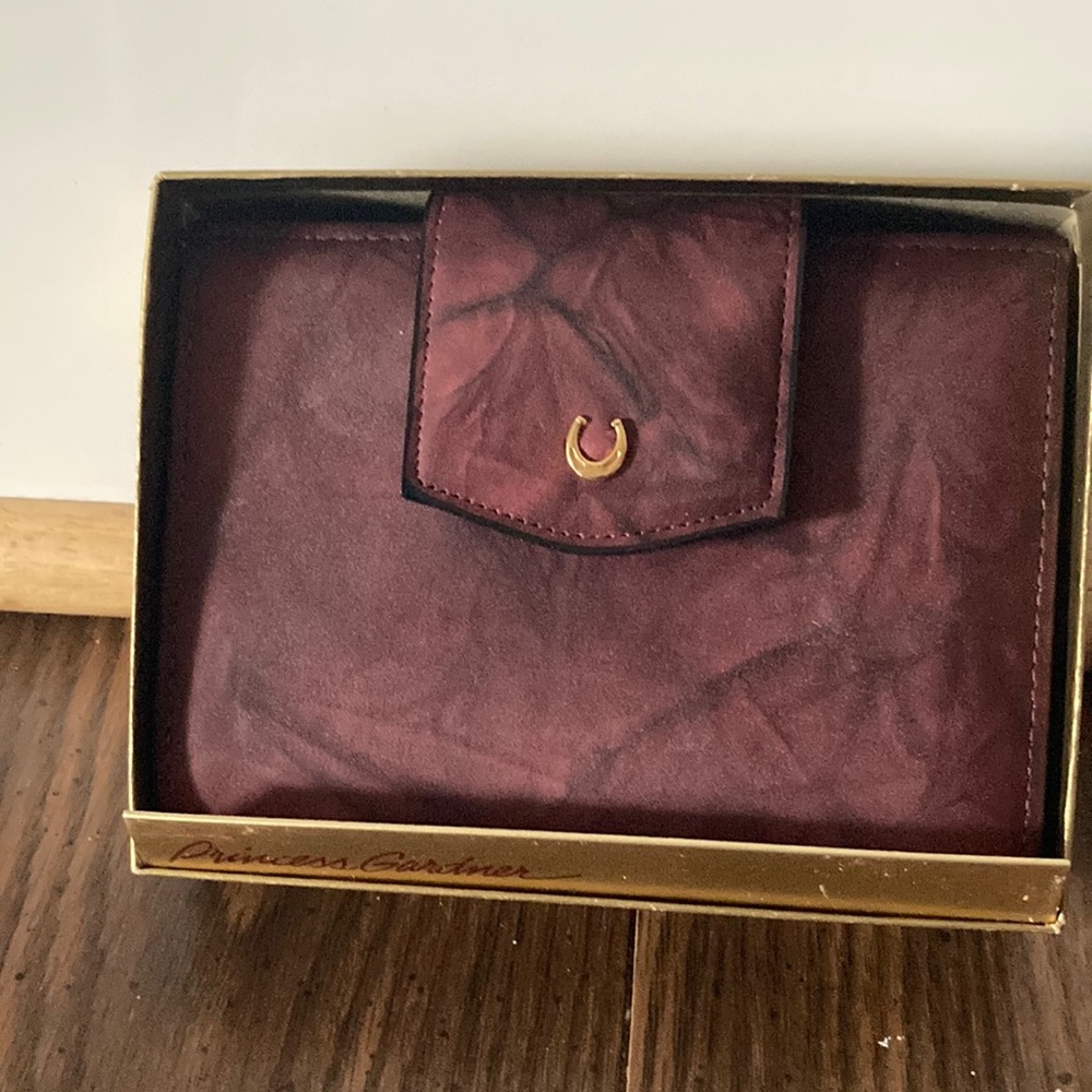 Princess Gardner wallet